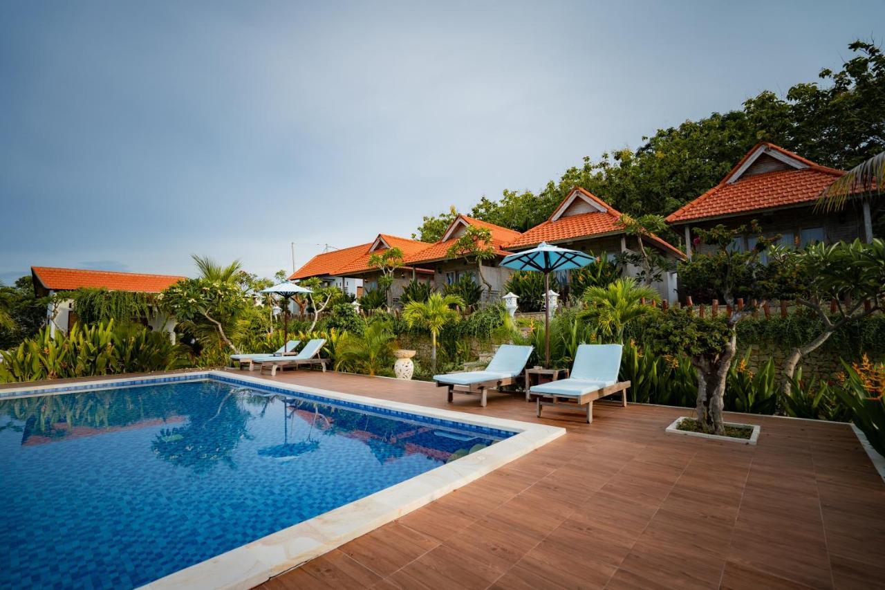 Gara Gara Sea View Hotel Batununggul Exterior photo