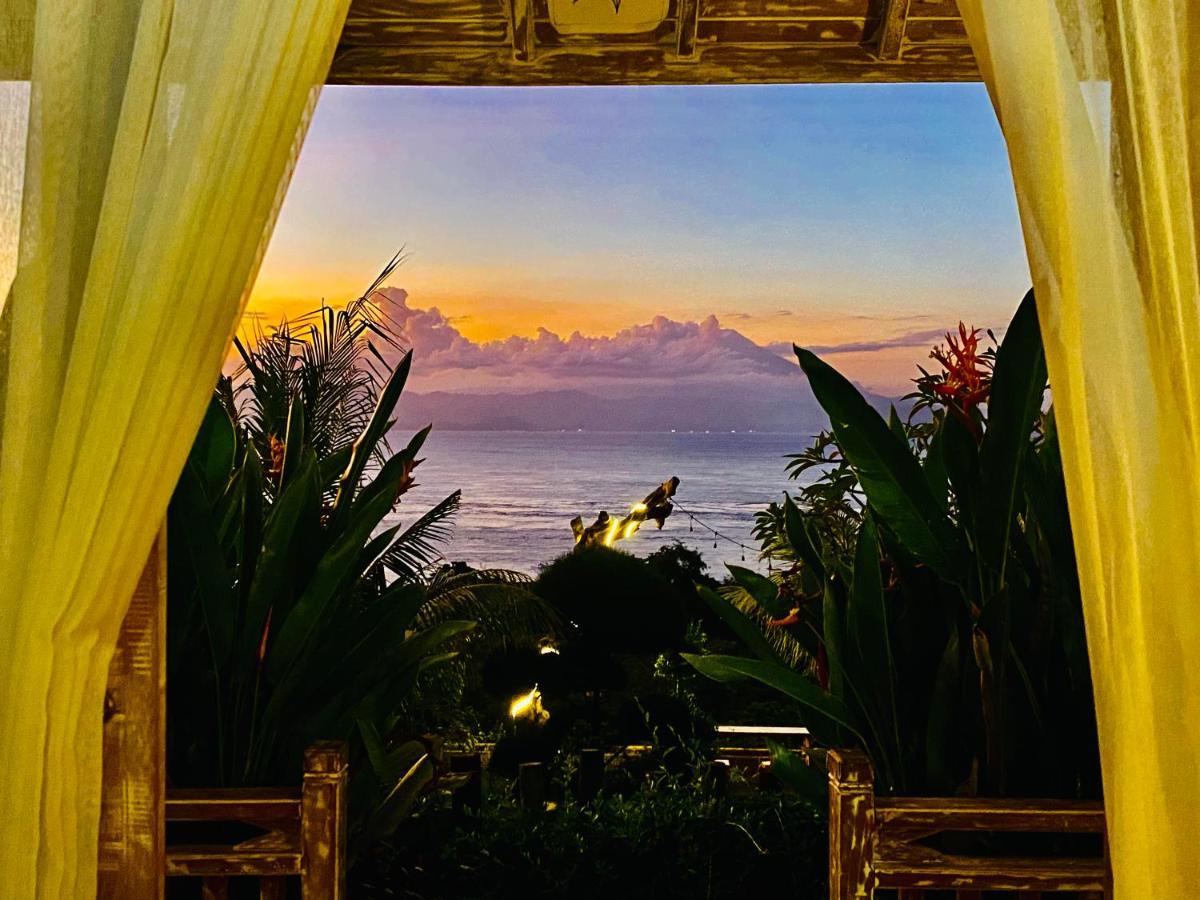 Gara Gara Sea View Hotel Batununggul Exterior photo